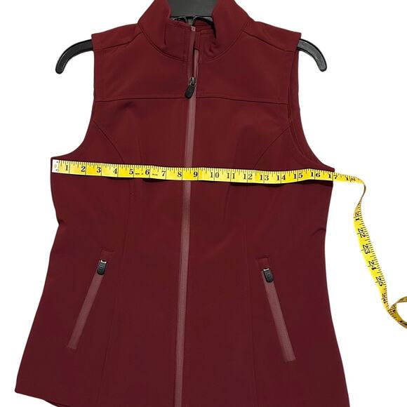 Shyanne Women's Softshell Zip Vest, Red, Size XS - Western Style - Picture 9 of 12